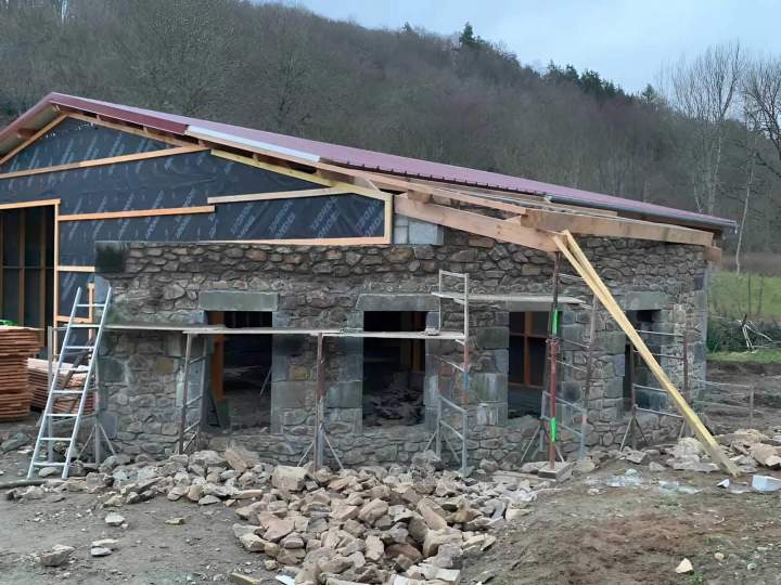Travaux de rénovation de maison La Goutelle